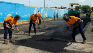 Plan de Vialidad mejora transitabilidad de usuarios de Sucre