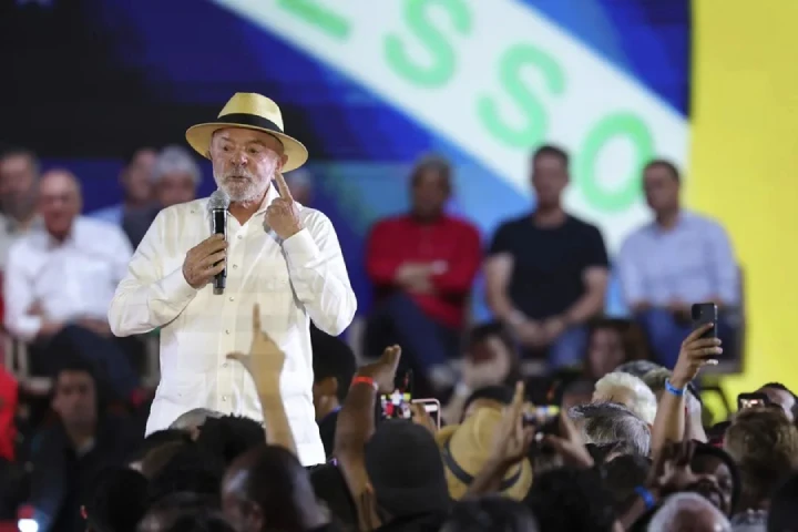 Partido de los Trabajadores oficializa candidatura de Lula a la reelección en Brasil