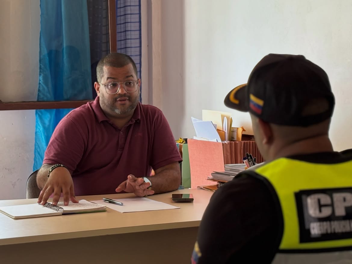 Evalúan planes de prevención de riesgos en Urdaneta tras fuertes lluvias