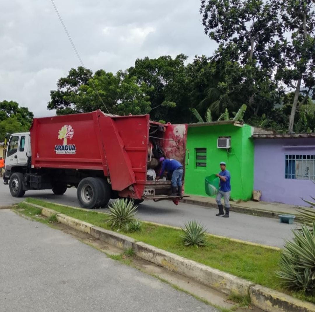 Gobierno de Aragua consolida plan integral de saneamiento en costas de Aragua
