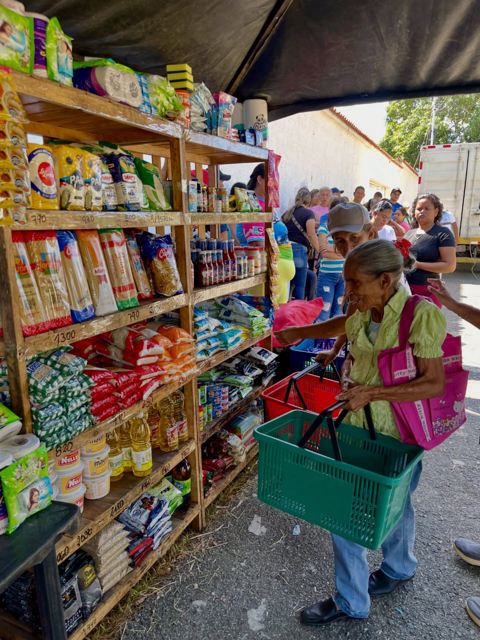Gobernación de Aragua garantiza soberanía alimentaria en San Sebastián
