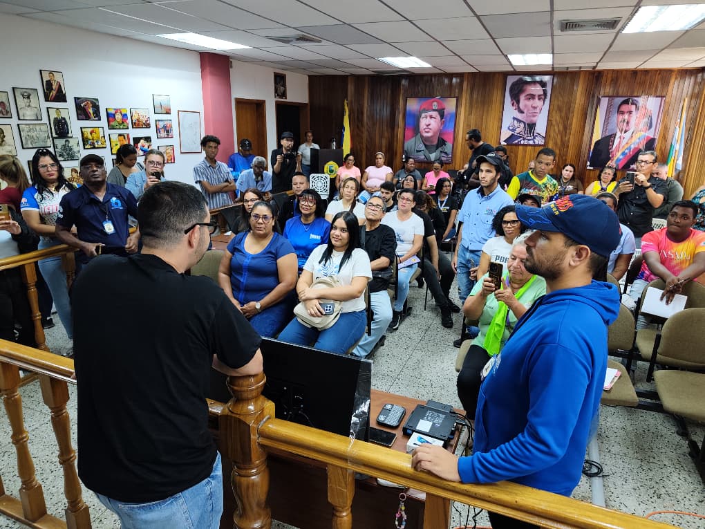 Viceministro Gustavo Villapol encabezó taller de formación digital en MBI