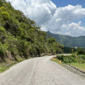 Vía Maracay-Choroní recuperó su transitabilidad