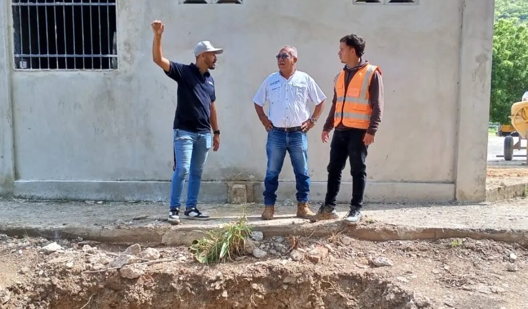 Representantes del Gobierno regional inspeccionaron rehabilitación integral del Óvalo de Turmero