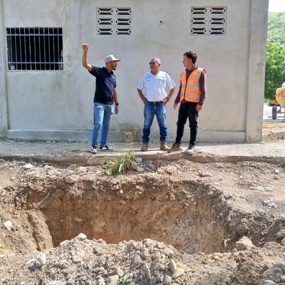 Representantes del Gobierno regional inspeccionaron rehabilitación integral del Óvalo de Turmero
