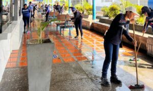 Jornada de fregado desinfectó áreas del Hospital Central de Maracay