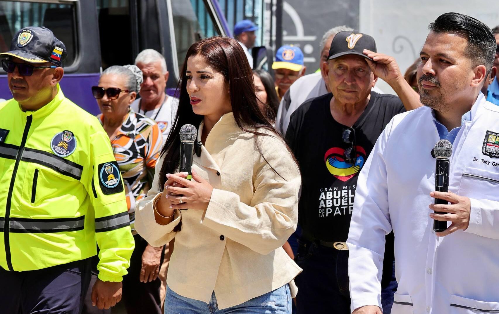 Gobernadora Joana Sánchez entregó proyectos de alta envergadura en Lamas