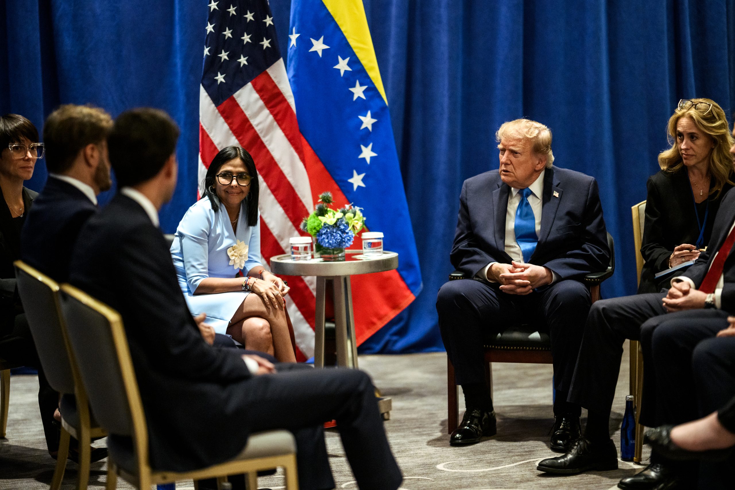 Presidenta Delcy Rodríguez y presidente Donald Trump afianzan la diplomacia bilateral en histórico encuentro de alto nivel