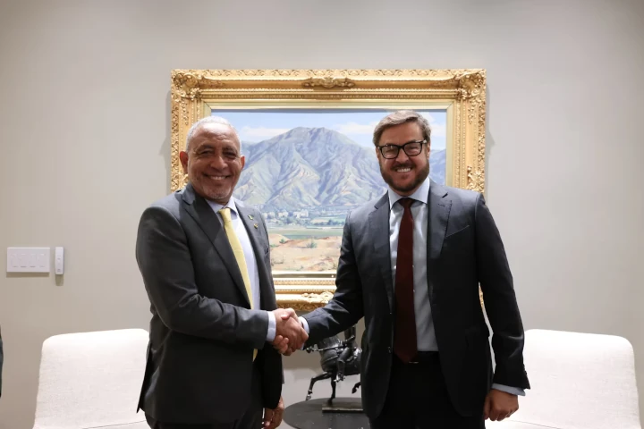 Venezuela y San Vicente y las Granadinas reafirman histórica amistad caribeña