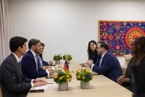 Delegación venezolana sostiene encuentro con representantes del Reino Unido en la ONU