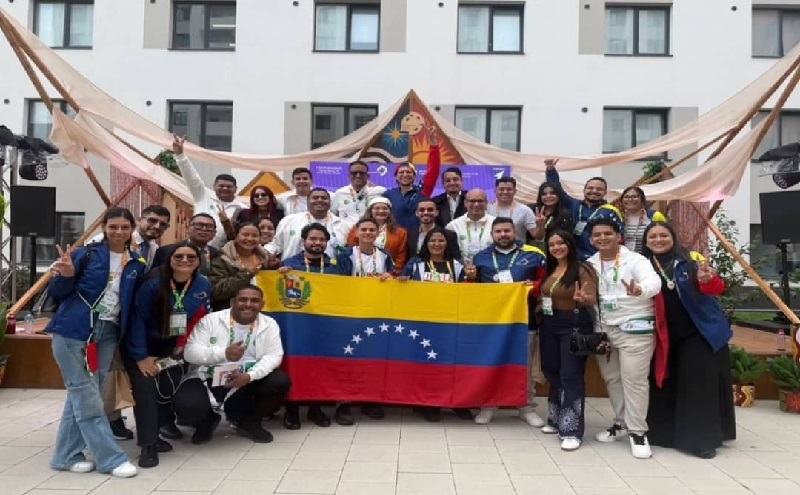 Venezuela impulsa el diálogo multipolar en Festival Juvenil de Rusia