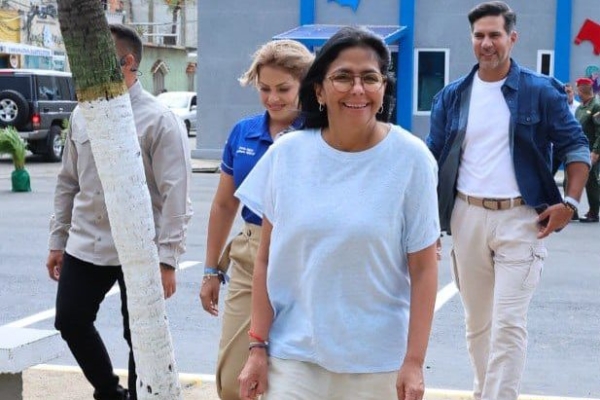 Delcy Rodríguez: Cada taladro activado en el sector petrolero generará 200 puestos de empleo