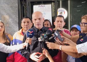 Ricardo Menéndez: Lo que estamos votando hoy es un nuevo sistema de políticas públicas en el país