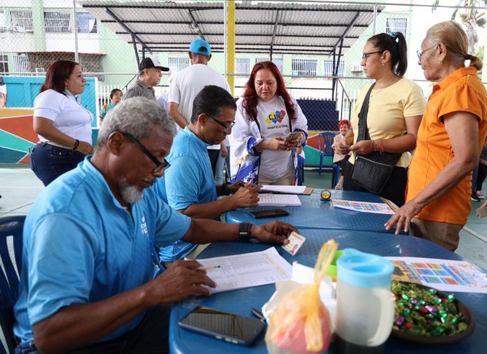 Destacan alta participación de la clase media en Consulta Popular Nacional