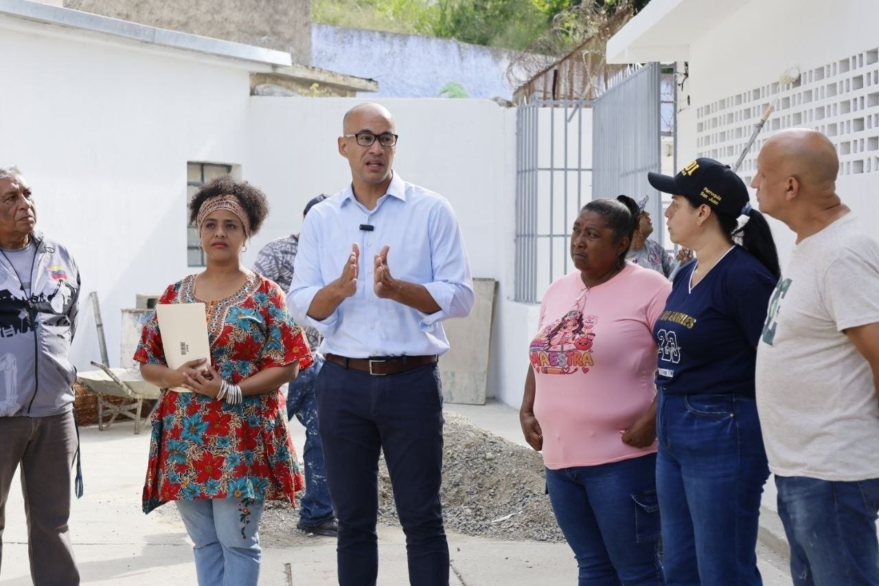 Más de 1.000 escuelas renovadas garantizan el derecho a la educación en Venezuela