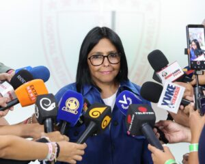 Delcy Rodríguez ratifica al diálogo como la vía para la convivencia política