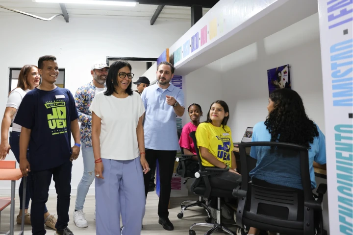 Presidenta Rodríguez convoca a la juventud venezolana a nueva consulta en 2027