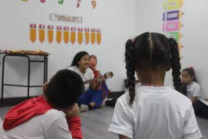 Niños del programa «Mamá Rosa» inician el año escolar entre lecturas y literatura